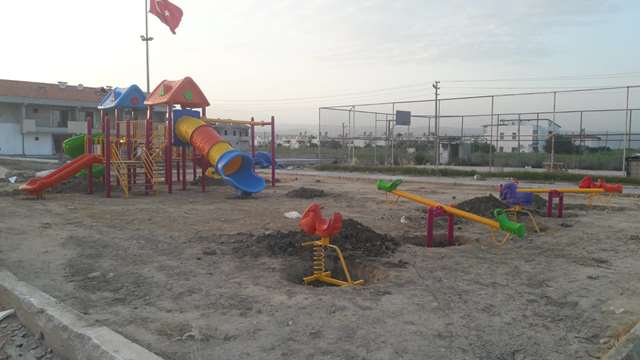 Marshall Islands Outdoor garden bench