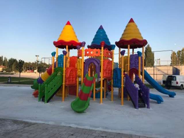 Saint Vincent And The Grenadines Climbing frame playground